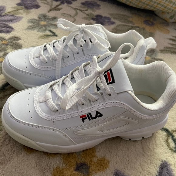 Fila White Chunky Shoes - Picture 1 of 5